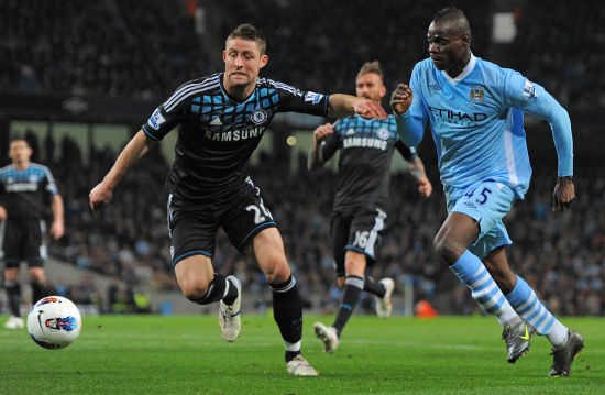 几乎凭一己 几乎凭一己